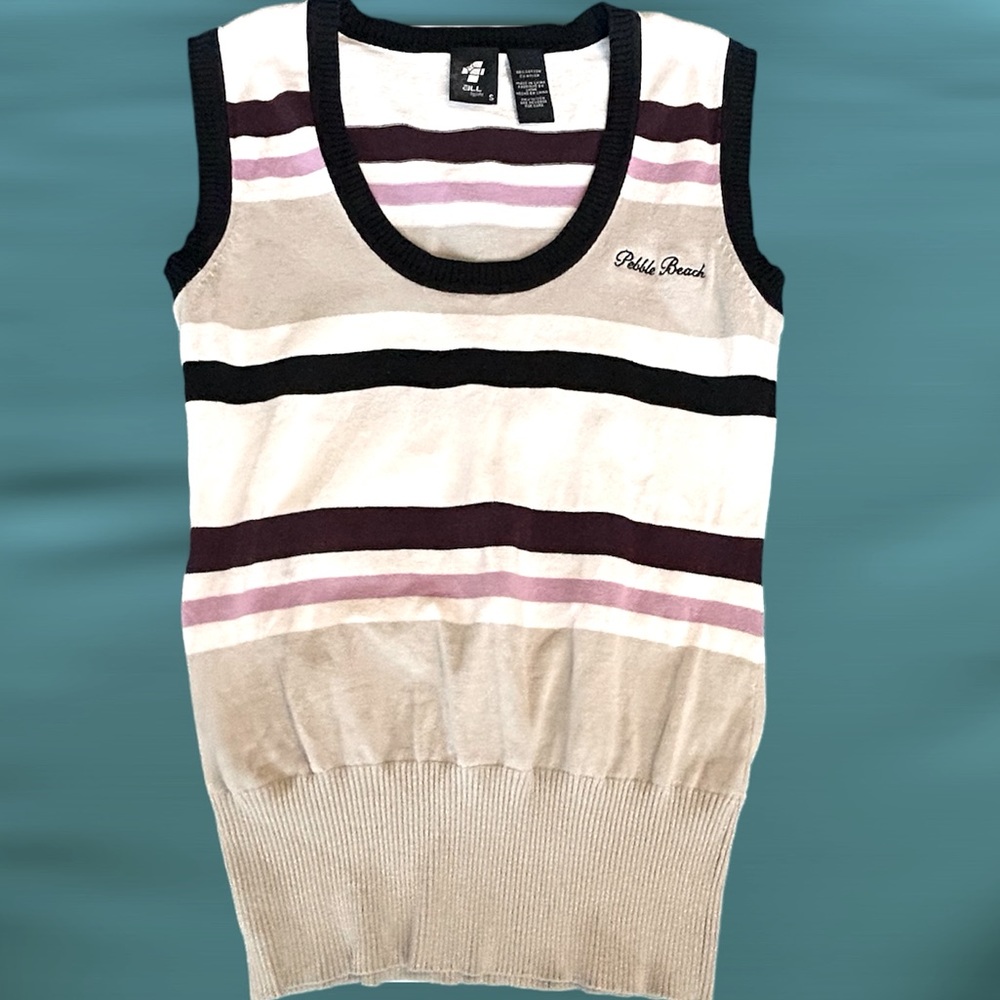 Top small for women.